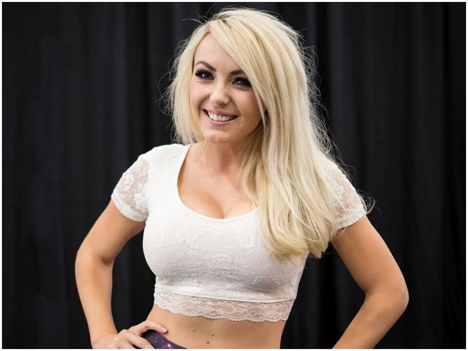 Jessica Nigri is an American model, cosplay enthusiast, YouTuber