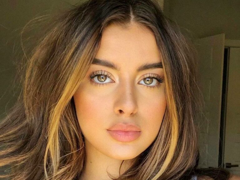 Kalani Hilliker Biography Age Height Boyfriend Net Worth Wealthy Spy ...