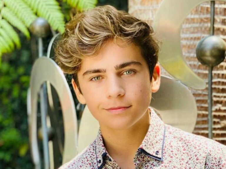 Ayden Mekus Biography, Age, Height, Girlfriend, Net Worth