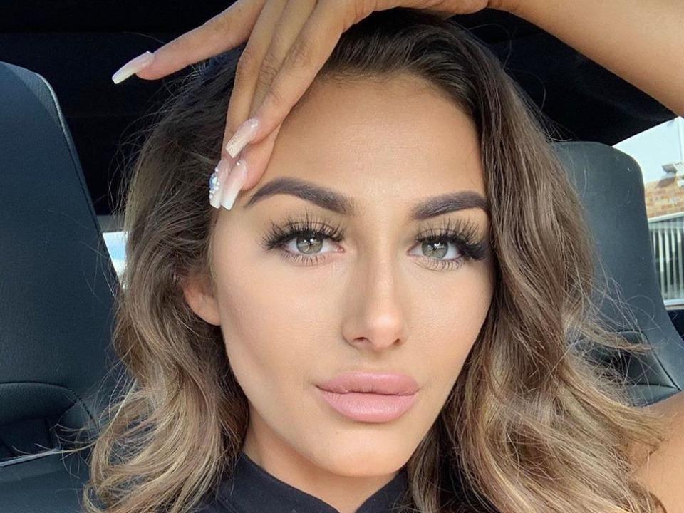 Chloe Veitch Wiki, Boyfriend, Height, Family & Net worth - Celebrities:  Wiki, Age, Height, Net Worth, Relationship