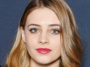 Josephine Langford Bio, Age, Height, Boyfriend, Net Worth