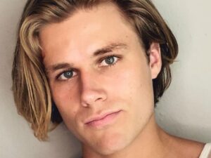 Owen Joyner Biography, Age, Height, Girlfriend, Net Worth