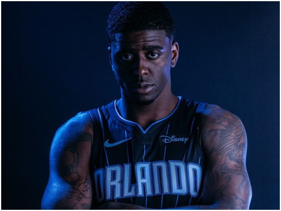 Dwayne Bacon Biography, Age, Height, Girlfriend, Net Worth - Wealthy Spy.