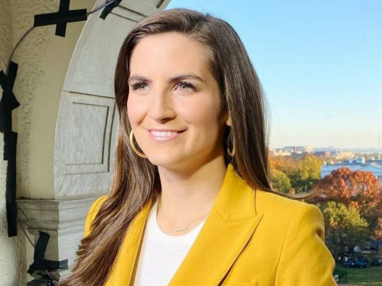Kaitlan Collins Bio, Age, Height, Boyfriend, Net Worth, Wiki Wealthy Spy