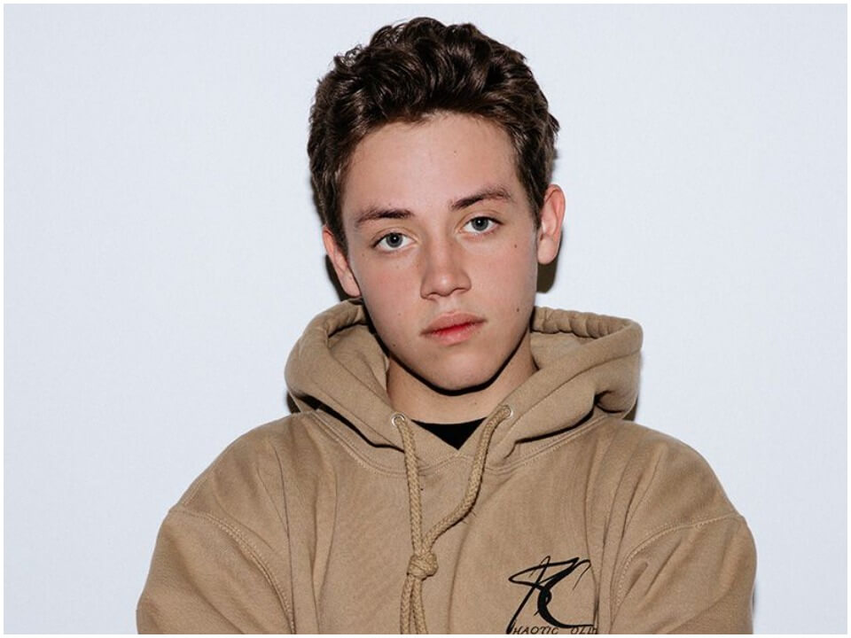 Ethan Cutkosky Bio, Age, Height, Girlfriend, Net Worth, Wiki - Wealthy Spy