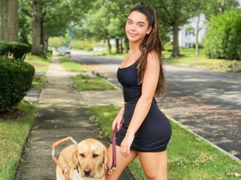Anastasia Pagonis Bio, Age, Height, Boyfriend, Net Worth Wealthy Spy