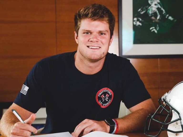 Sam Darnold Biography, Age, Height, Girlfriend, Net Worth - Wealthy Spy