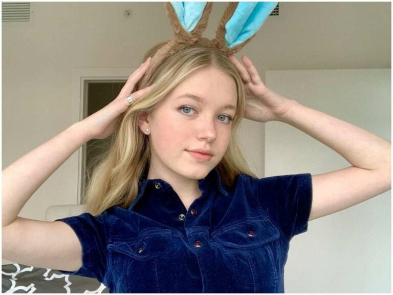 Shay Rudolph Shay Rudolph Biography, Age, Height, Boyfriend, Net Worth